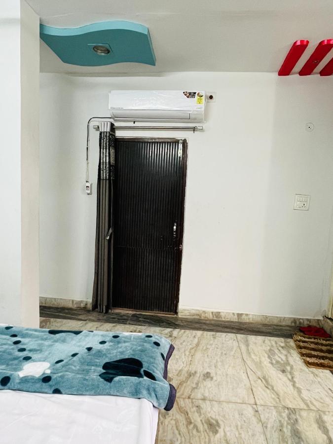 Tiwari G Home Stay Уджайн Екстериор снимка