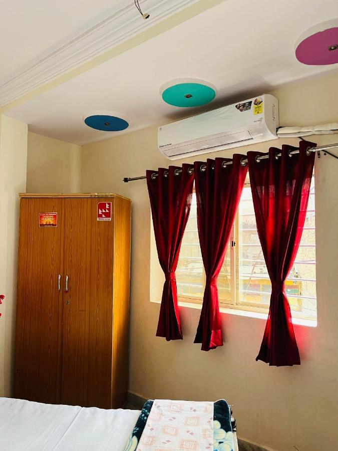 Tiwari G Home Stay Уджайн Екстериор снимка